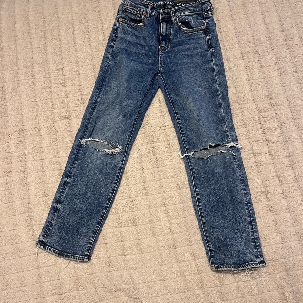 American Eagle Outfitters Women's Blue Distressed Jeans
